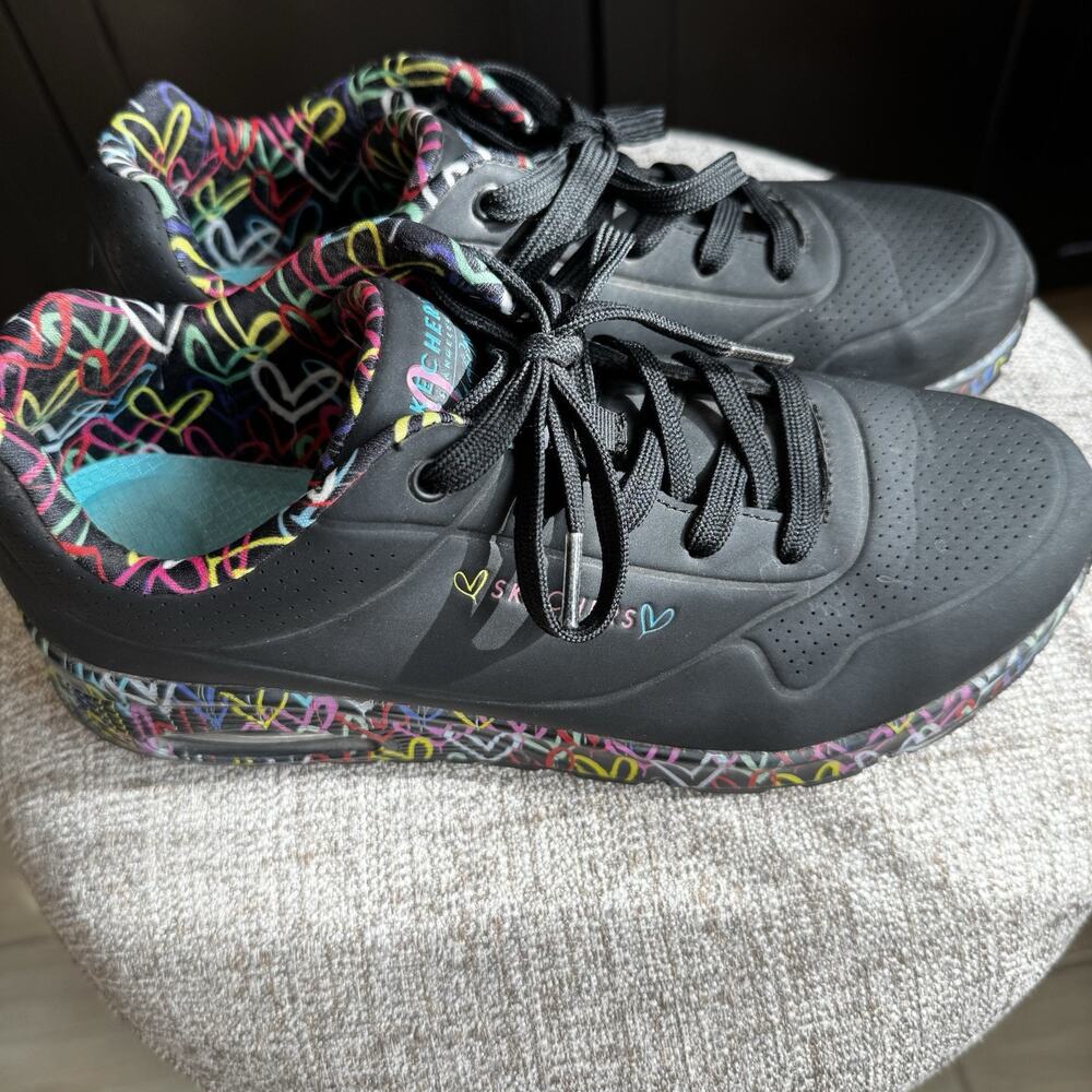 Skechers JGoldcrown Love Wall Shoes Women’s 11 Black Multicolor Hearts # 155506